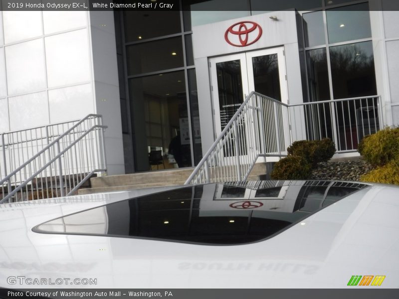 White Diamond Pearl / Gray 2019 Honda Odyssey EX-L