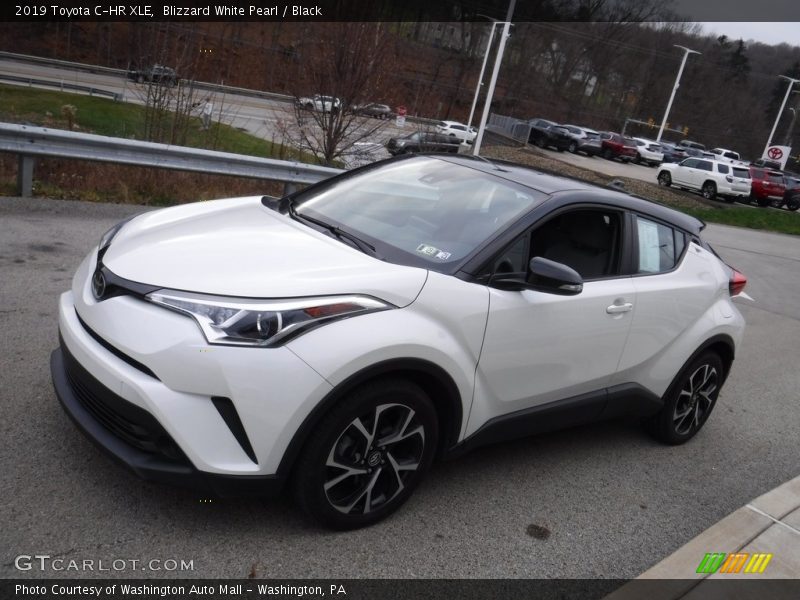 Blizzard White Pearl / Black 2019 Toyota C-HR XLE
