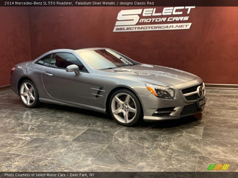 Paladium Silver Metallic / designo Classic Red 2014 Mercedes-Benz SL 550 Roadster