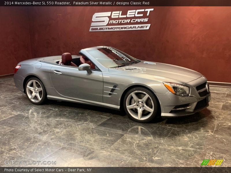 Paladium Silver Metallic / designo Classic Red 2014 Mercedes-Benz SL 550 Roadster