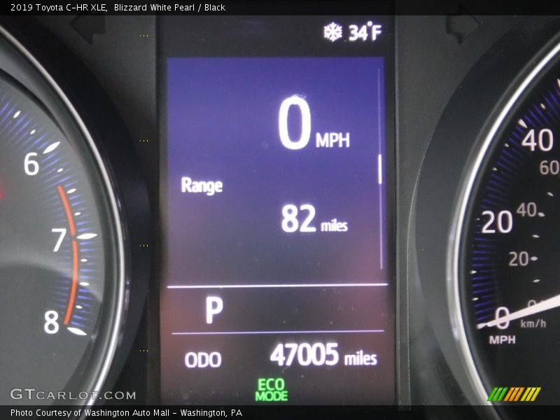 Blizzard White Pearl / Black 2019 Toyota C-HR XLE