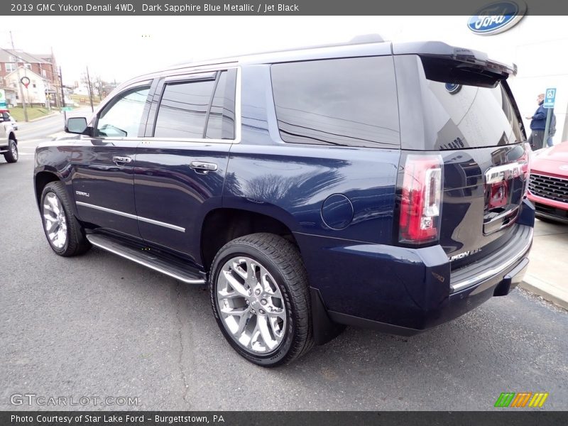 Dark Sapphire Blue Metallic / Jet Black 2019 GMC Yukon Denali 4WD