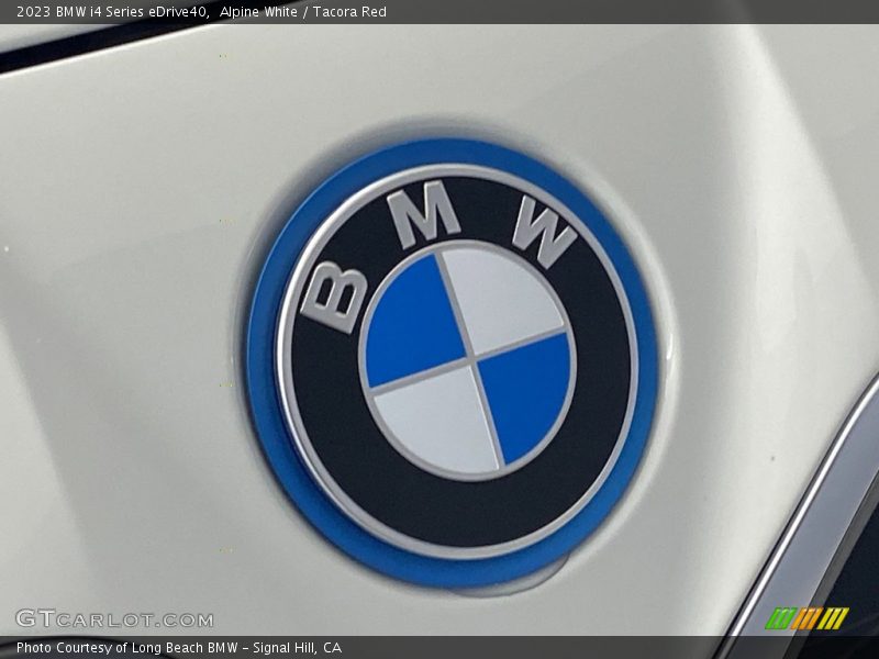 Alpine White / Tacora Red 2023 BMW i4 Series eDrive40