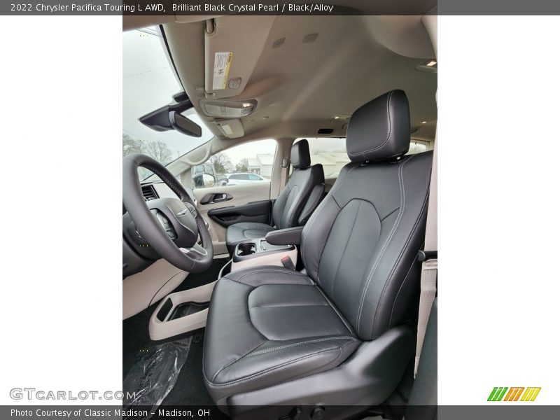 Brilliant Black Crystal Pearl / Black/Alloy 2022 Chrysler Pacifica Touring L AWD