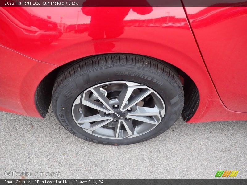 Currant Red / Black 2023 Kia Forte LXS