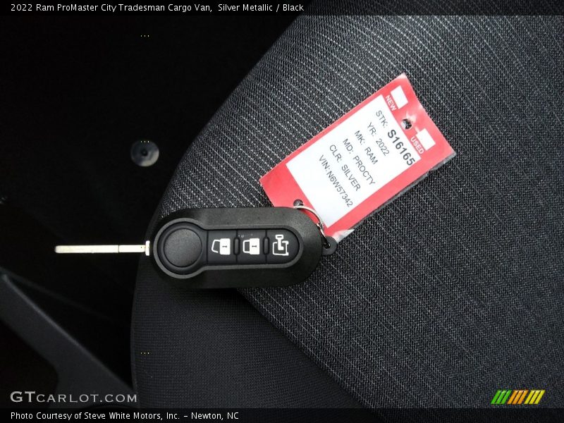 Silver Metallic / Black 2022 Ram ProMaster City Tradesman Cargo Van