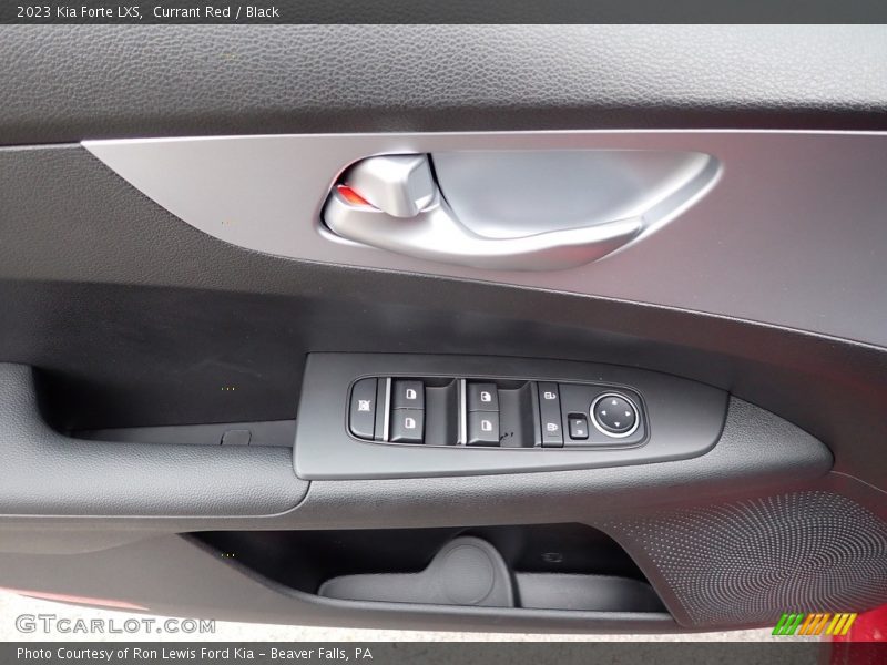 Currant Red / Black 2023 Kia Forte LXS