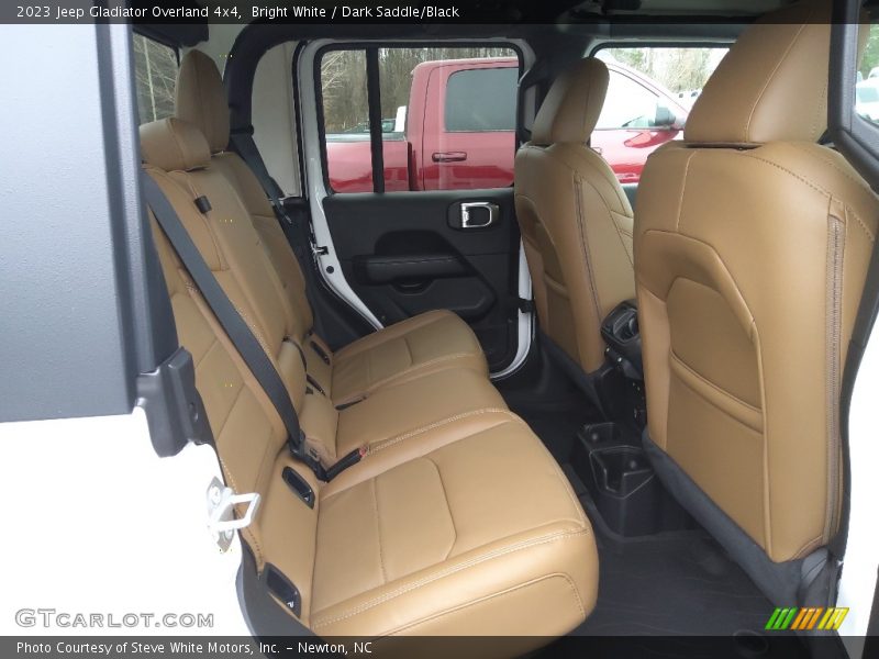 Bright White / Dark Saddle/Black 2023 Jeep Gladiator Overland 4x4