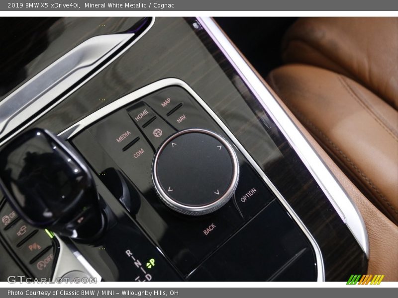 Mineral White Metallic / Cognac 2019 BMW X5 xDrive40i