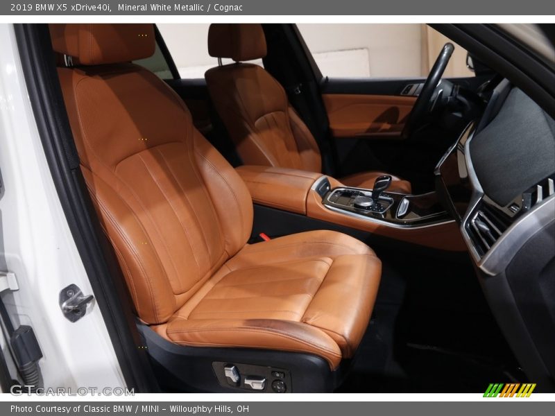 Mineral White Metallic / Cognac 2019 BMW X5 xDrive40i
