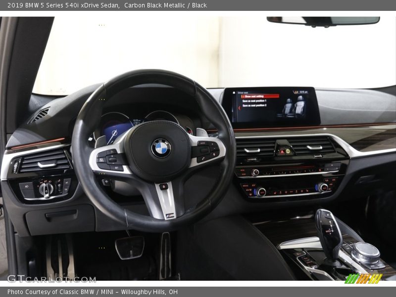 Carbon Black Metallic / Black 2019 BMW 5 Series 540i xDrive Sedan
