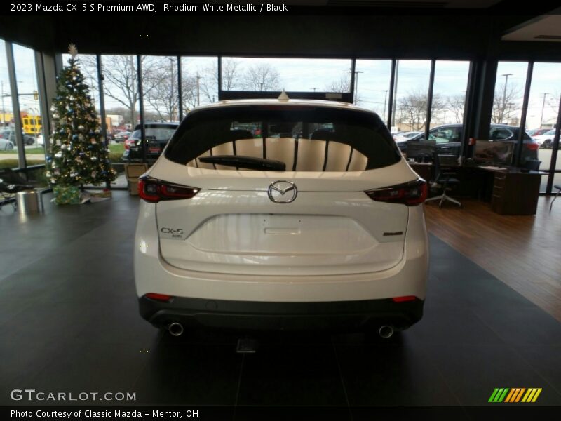 Rhodium White Metallic / Black 2023 Mazda CX-5 S Premium AWD