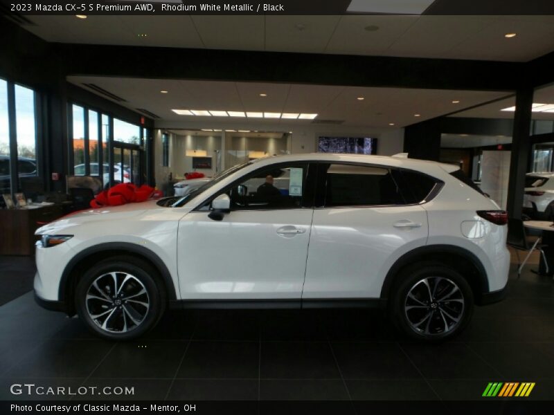 Rhodium White Metallic / Black 2023 Mazda CX-5 S Premium AWD