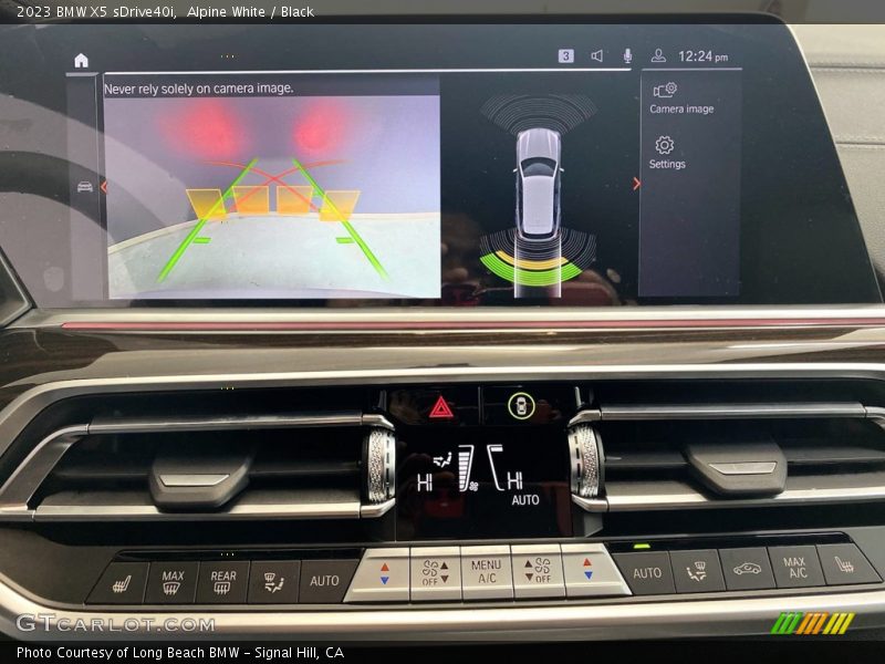 Alpine White / Black 2023 BMW X5 sDrive40i