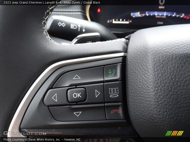 Silver Zynith / Global Black 2023 Jeep Grand Cherokee L Laredo 4x4