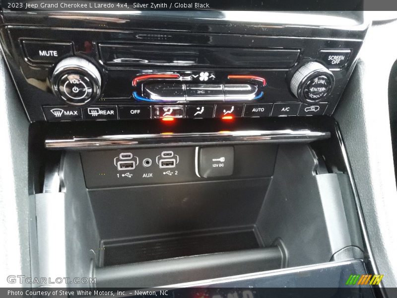Silver Zynith / Global Black 2023 Jeep Grand Cherokee L Laredo 4x4