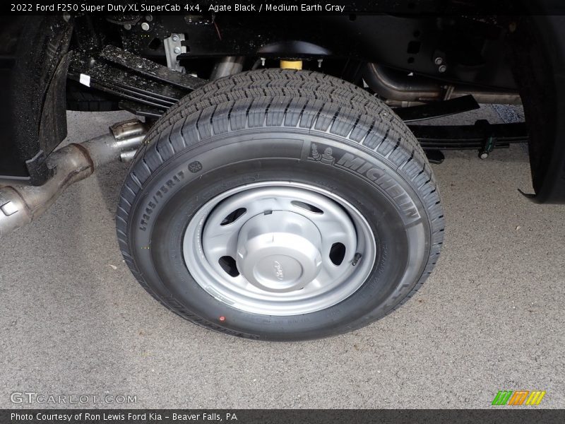  2022 F250 Super Duty XL SuperCab 4x4 Wheel