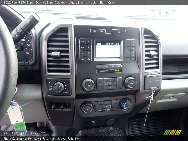 Controls of 2022 F250 Super Duty XL SuperCab 4x4