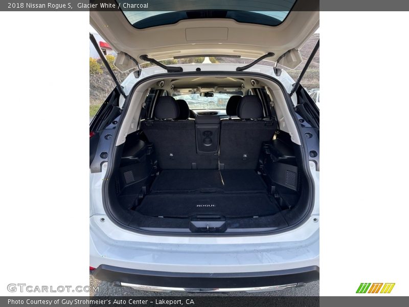  2018 Rogue S Trunk