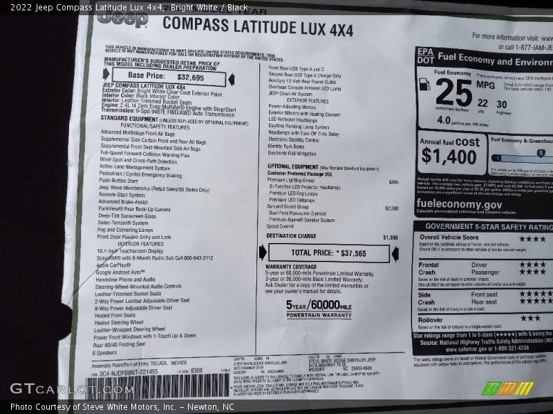 Bright White / Black 2022 Jeep Compass Latitude Lux 4x4