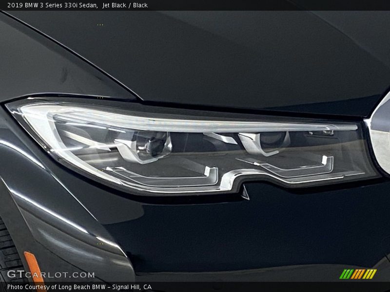 Jet Black / Black 2019 BMW 3 Series 330i Sedan