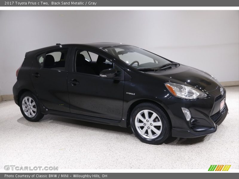 Black Sand Metallic / Gray 2017 Toyota Prius c Two
