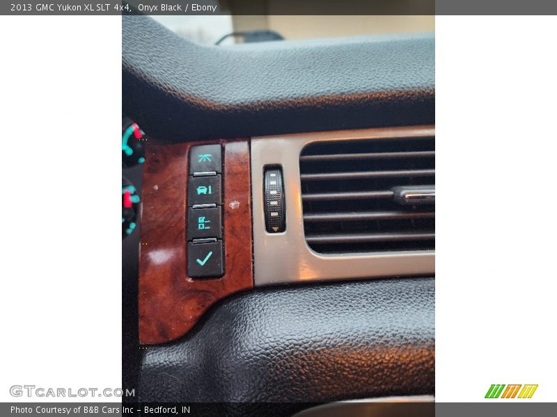 Onyx Black / Ebony 2013 GMC Yukon XL SLT 4x4