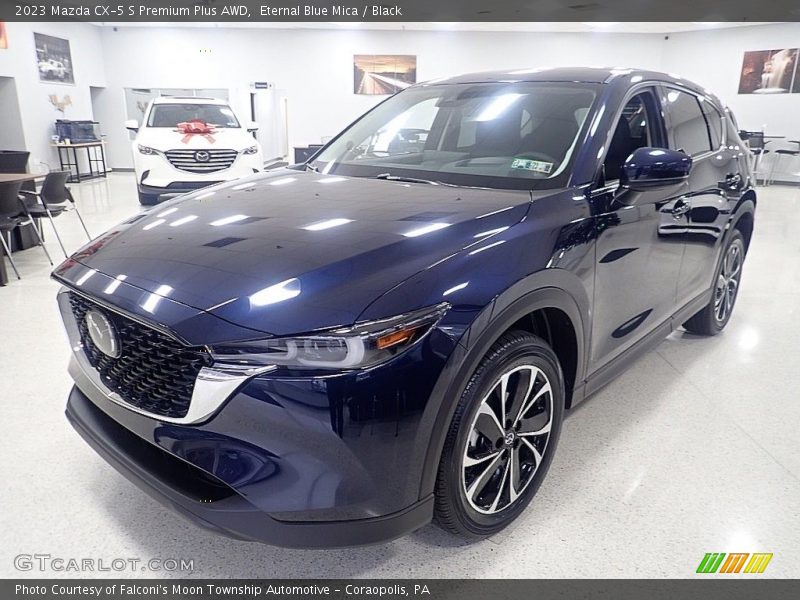 Front 3/4 View of 2023 CX-5 S Premium Plus AWD