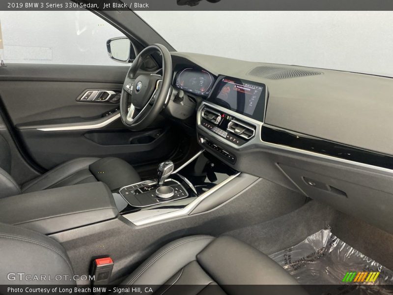 Jet Black / Black 2019 BMW 3 Series 330i Sedan
