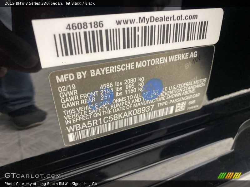 Jet Black / Black 2019 BMW 3 Series 330i Sedan