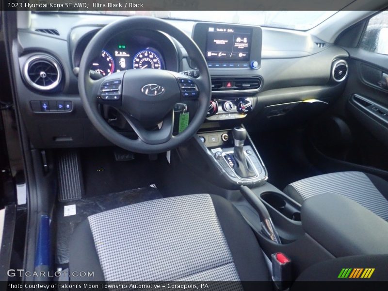 Ultra Black / Black 2023 Hyundai Kona SE AWD