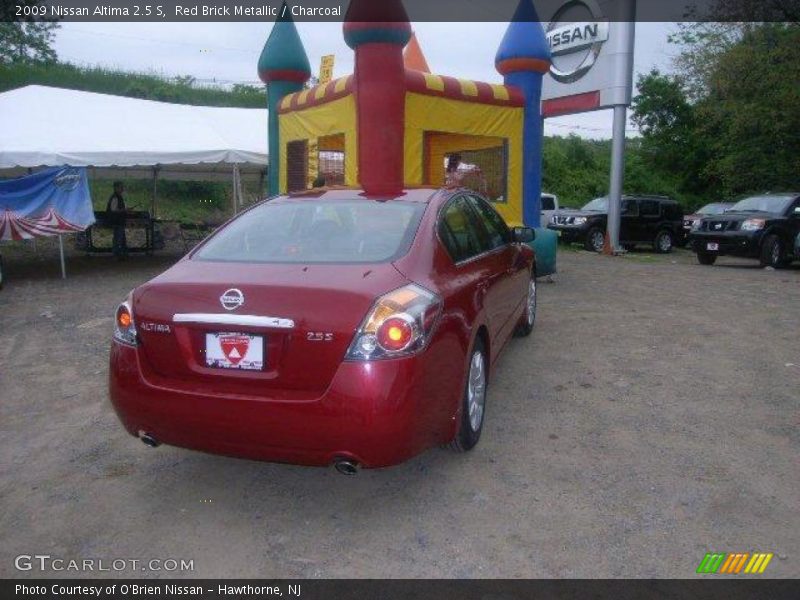 Red Brick Metallic / Charcoal 2009 Nissan Altima 2.5 S