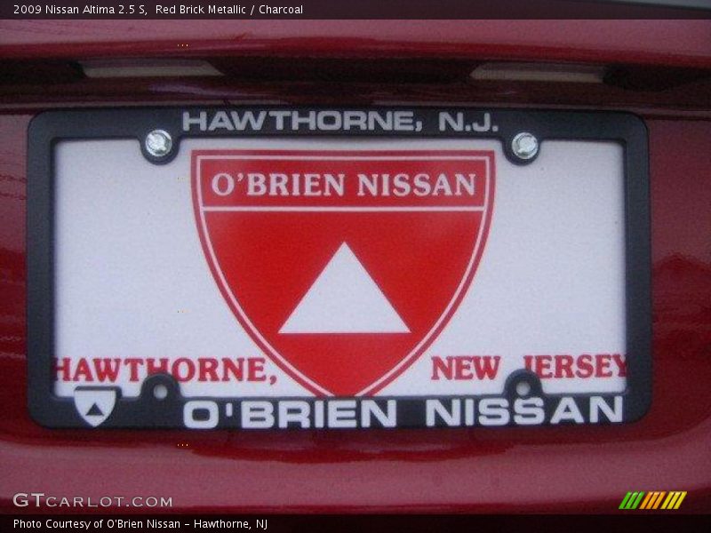 Red Brick Metallic / Charcoal 2009 Nissan Altima 2.5 S