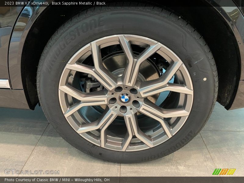  2023 X7 xDrive40i Wheel