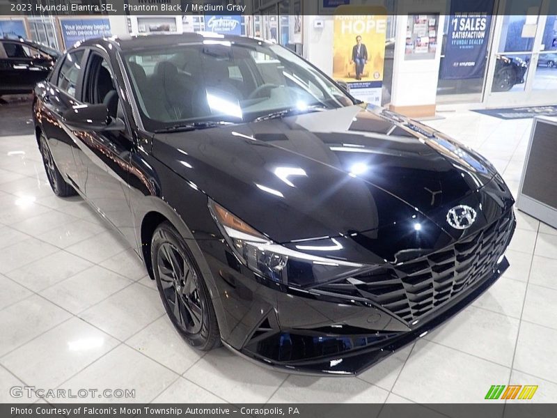 Phantom Black / Medium Gray 2023 Hyundai Elantra SEL