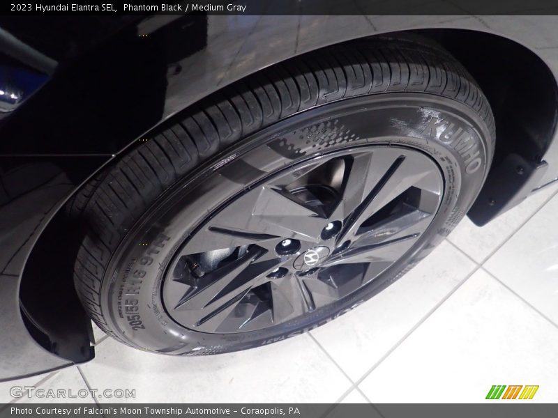 Phantom Black / Medium Gray 2023 Hyundai Elantra SEL
