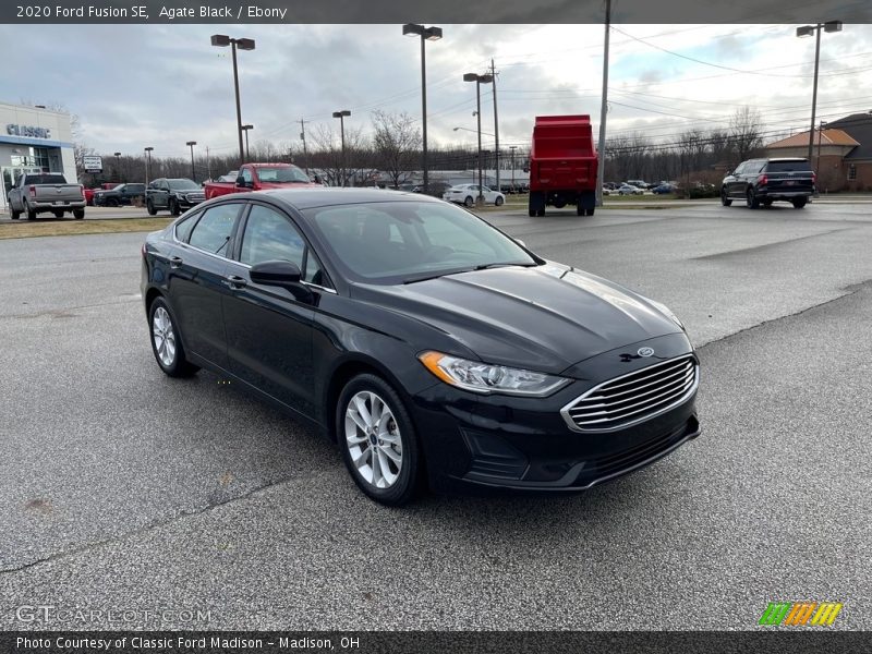 Agate Black / Ebony 2020 Ford Fusion SE