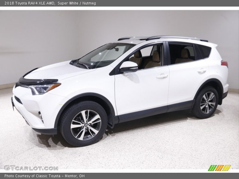 Super White / Nutmeg 2018 Toyota RAV4 XLE AWD