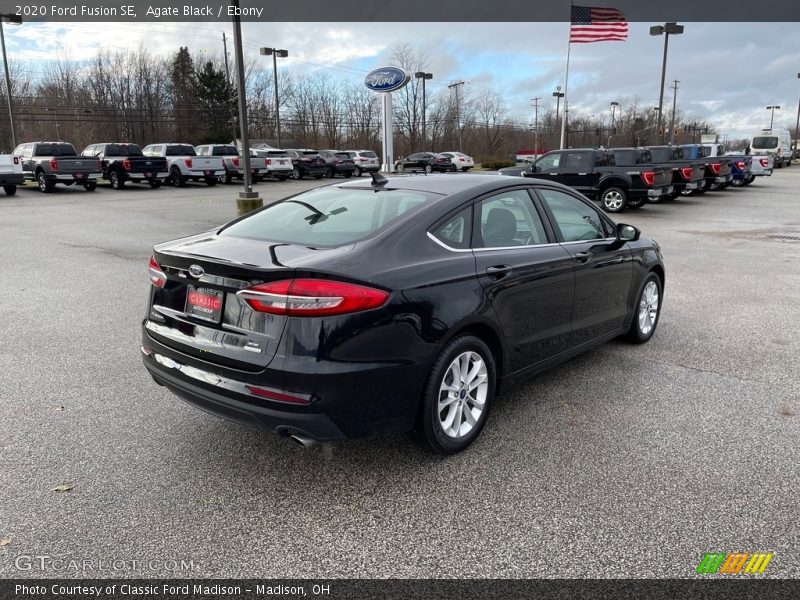 Agate Black / Ebony 2020 Ford Fusion SE