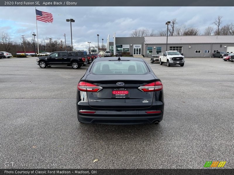 Agate Black / Ebony 2020 Ford Fusion SE