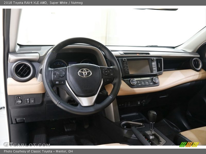 Super White / Nutmeg 2018 Toyota RAV4 XLE AWD