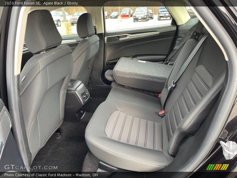Agate Black / Ebony 2020 Ford Fusion SE