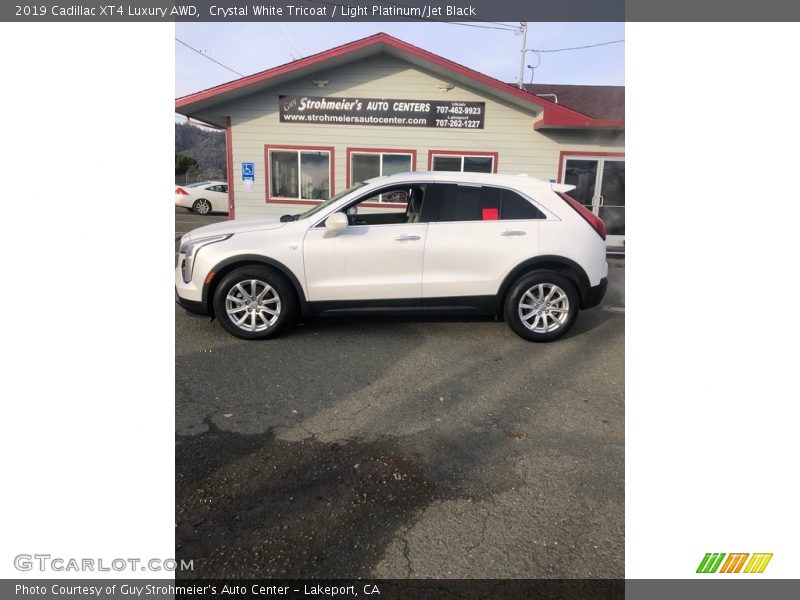 Crystal White Tricoat / Light Platinum/Jet Black 2019 Cadillac XT4 Luxury AWD