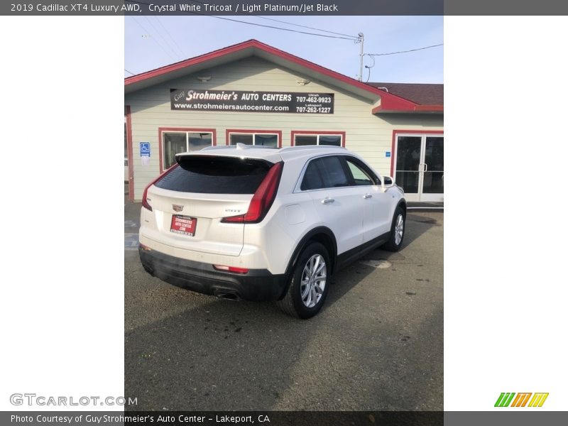 Crystal White Tricoat / Light Platinum/Jet Black 2019 Cadillac XT4 Luxury AWD