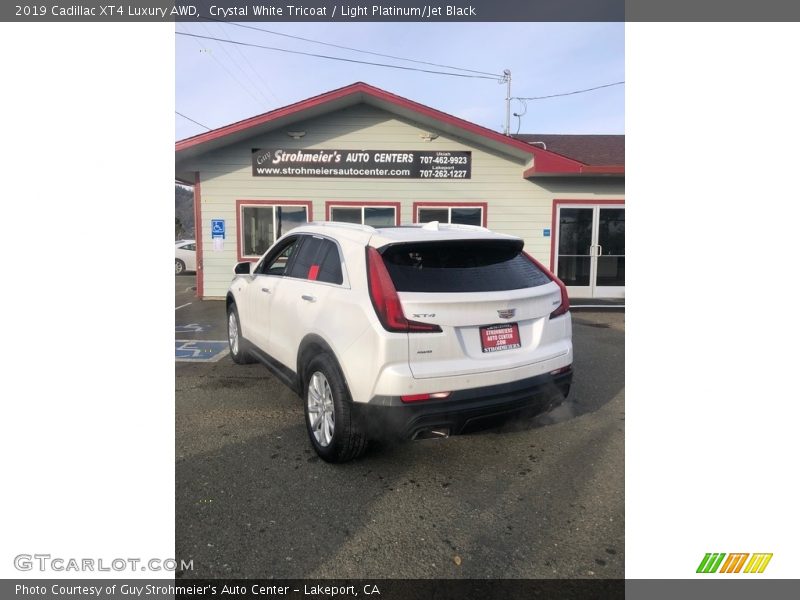 Crystal White Tricoat / Light Platinum/Jet Black 2019 Cadillac XT4 Luxury AWD