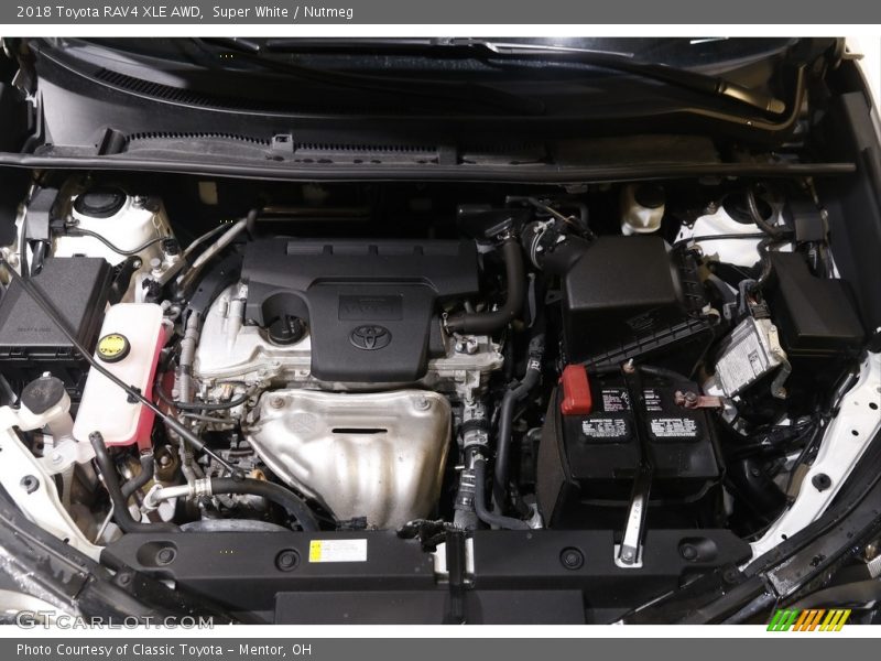 Super White / Nutmeg 2018 Toyota RAV4 XLE AWD