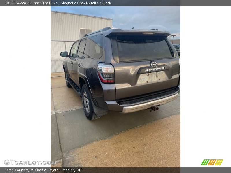 Magnetic Gray Metallic / Black 2015 Toyota 4Runner Trail 4x4