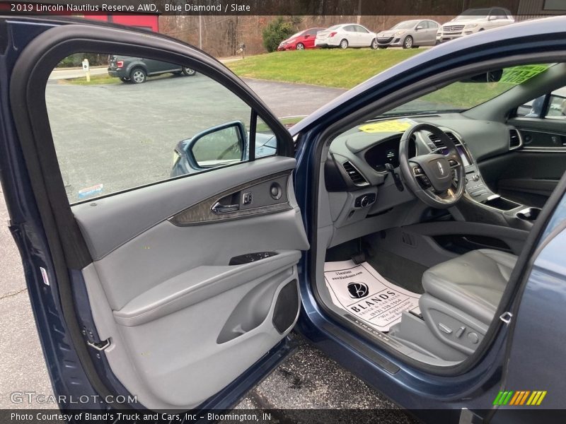 Front Seat of 2019 Nautilus Reserve AWD