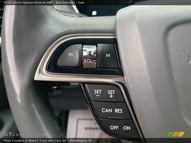  2019 Nautilus Reserve AWD Steering Wheel