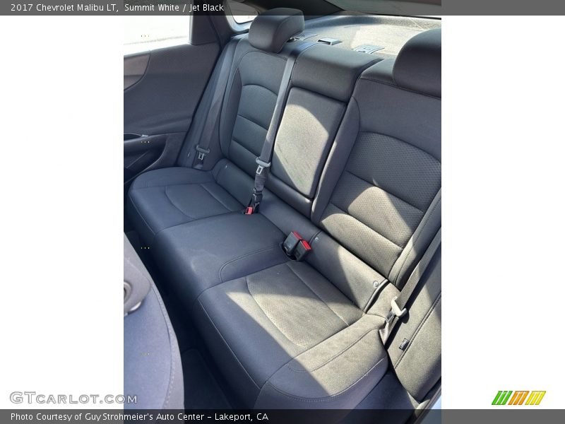 Summit White / Jet Black 2017 Chevrolet Malibu LT